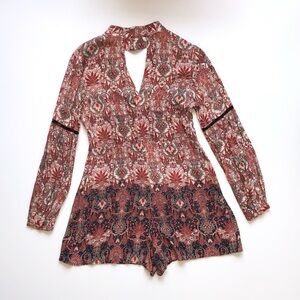 Adelyn Rae Parsley Short Romper Size Small